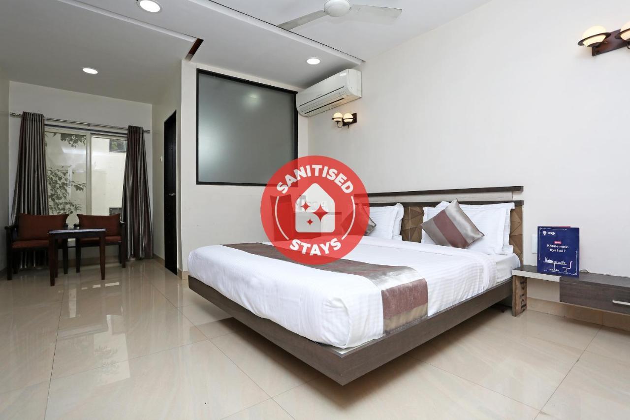 Townhouse Oak Hotel The Sudesh Rāipur Exterior foto