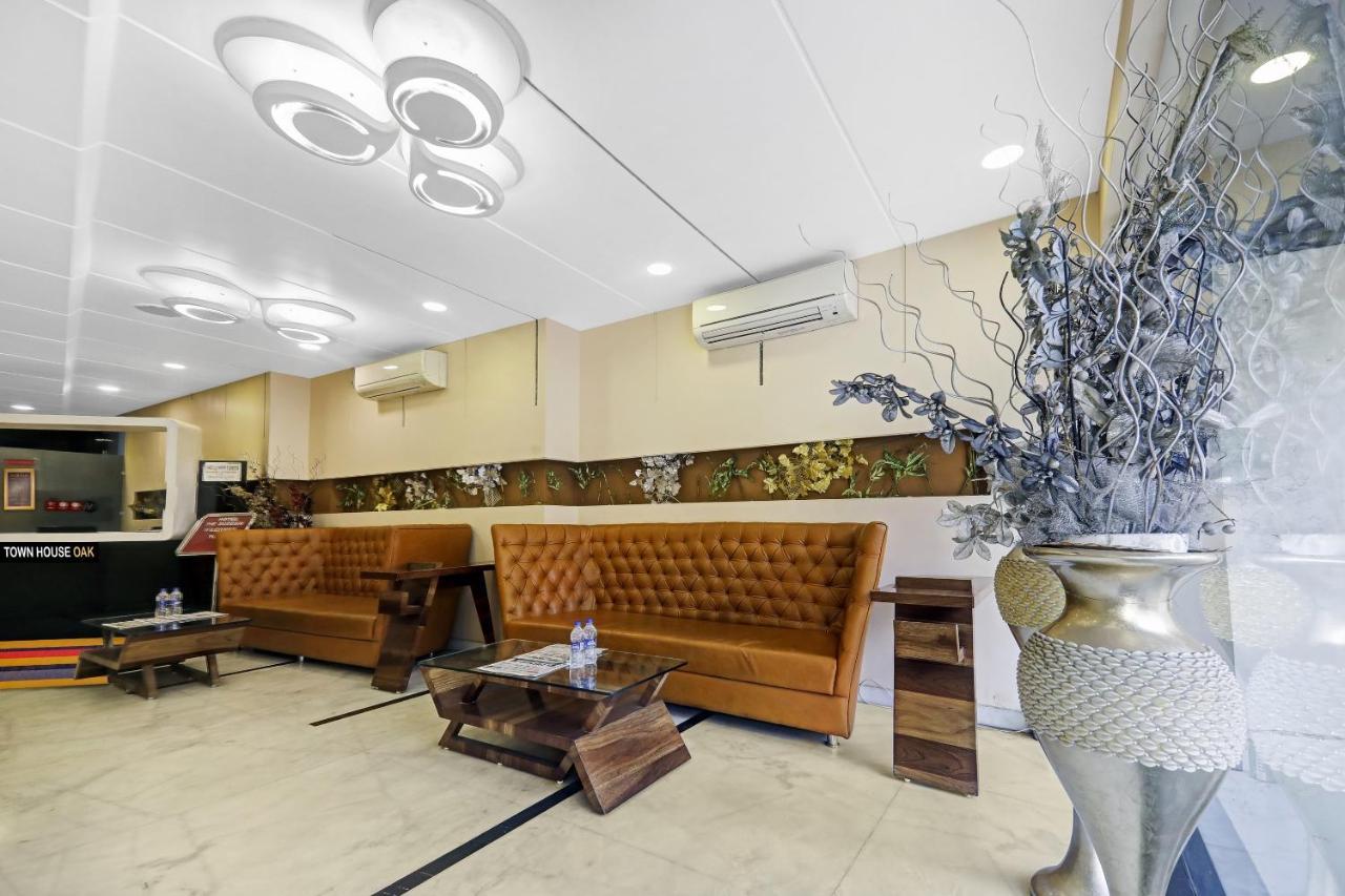 Townhouse Oak Hotel The Sudesh Rāipur Exterior foto