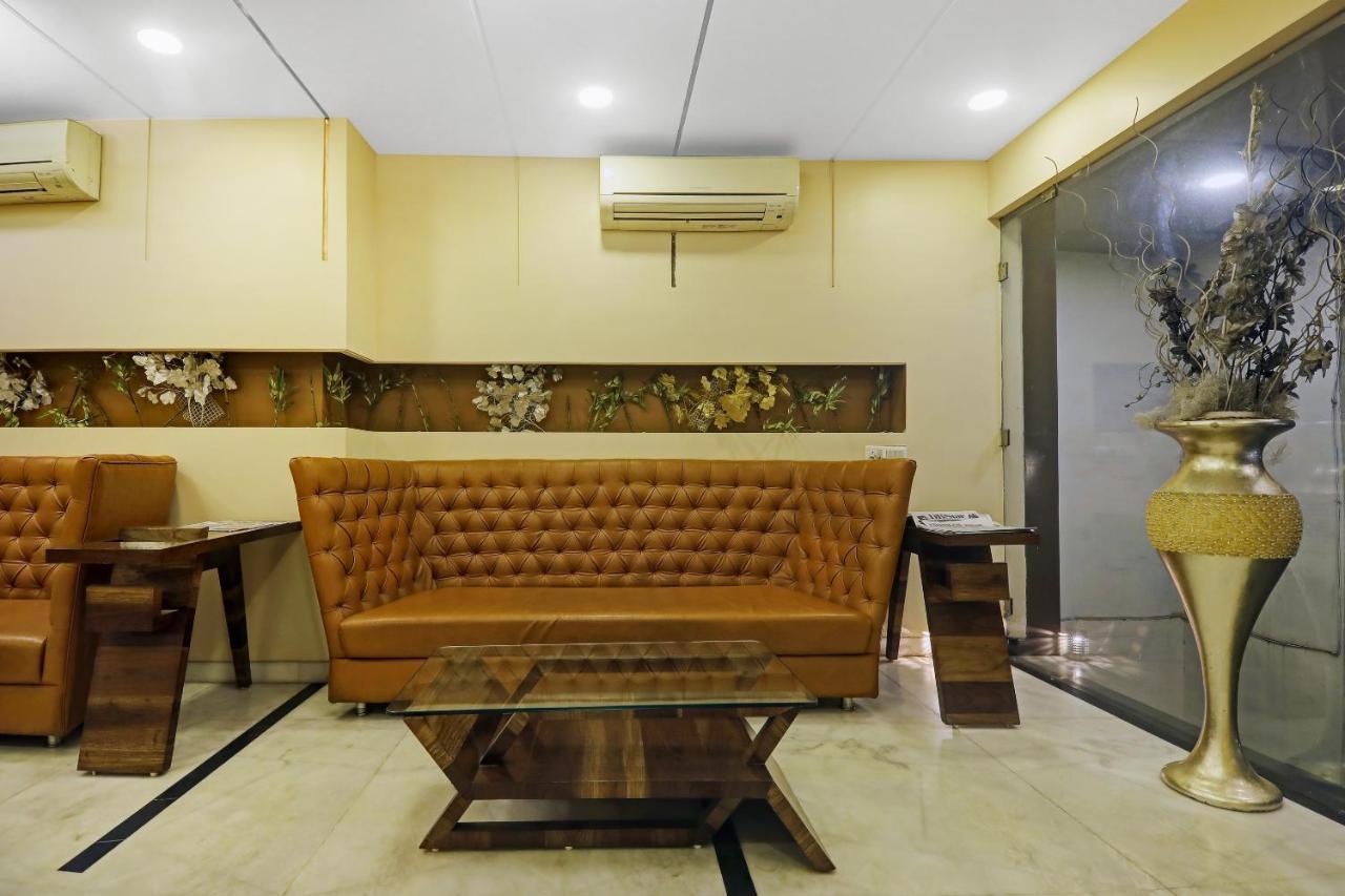 Townhouse Oak Hotel The Sudesh Rāipur Exterior foto